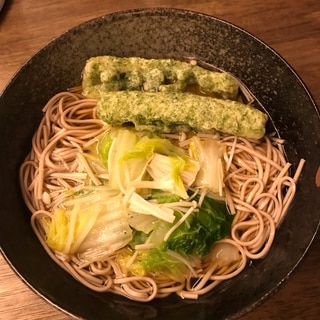 ヒガシマルそばスープを使って★白菜たっぷり蕎麦